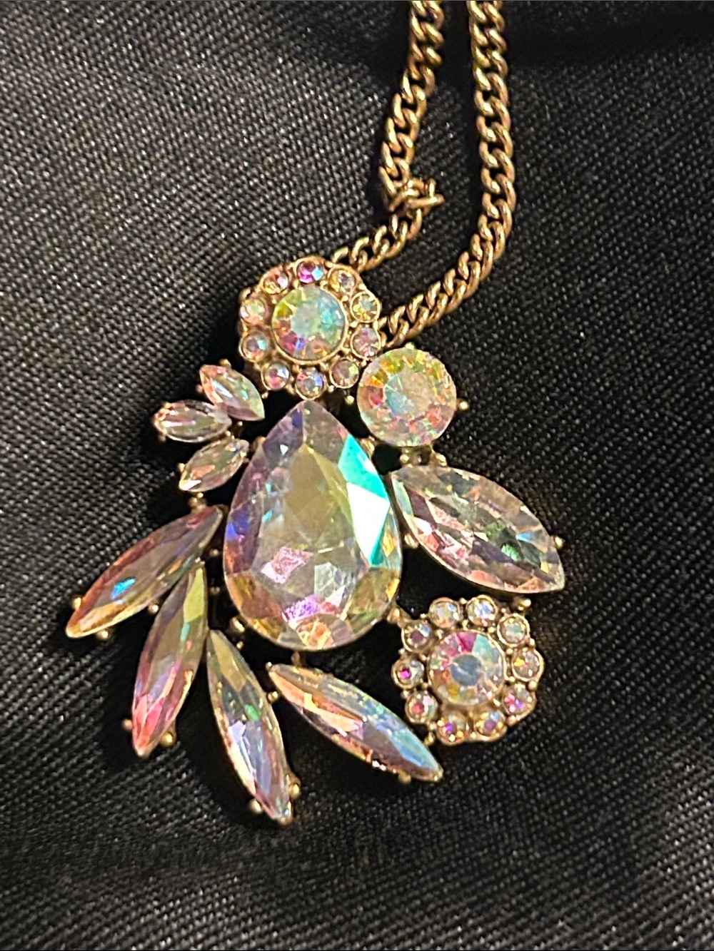 J. Crew Aurora Borealis  Crystal Glass Gold Tone Necklace (5)